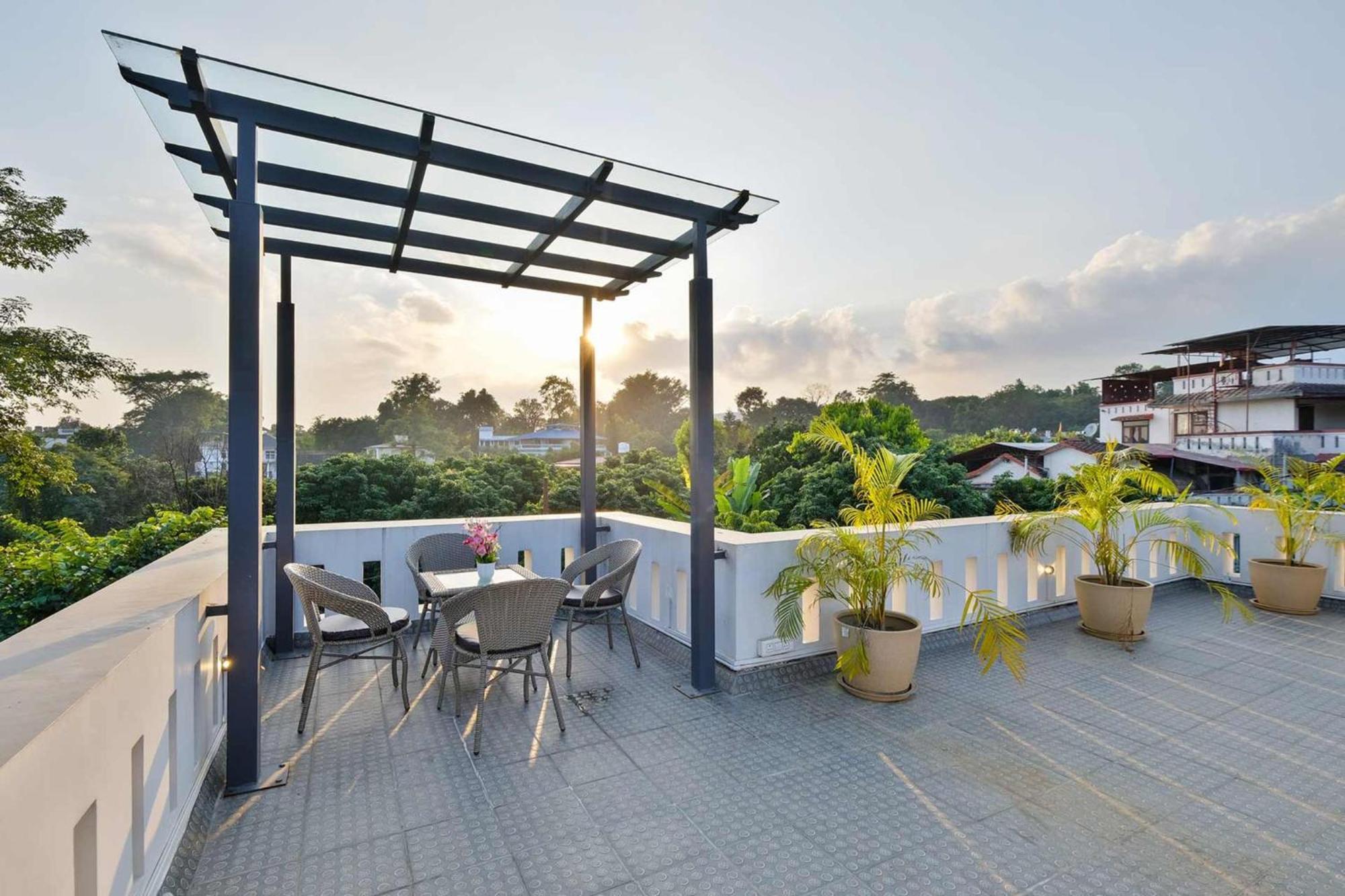 Villa Sierra Sky - Exquisite Elegant 4 Bedroom Villa Дехрадун Экстерьер фото
